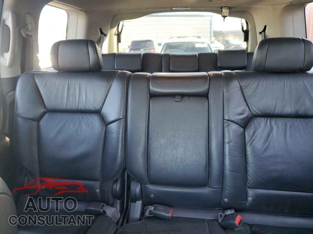 HONDA PILOT 2011 - 5FNYF4H59BB093209