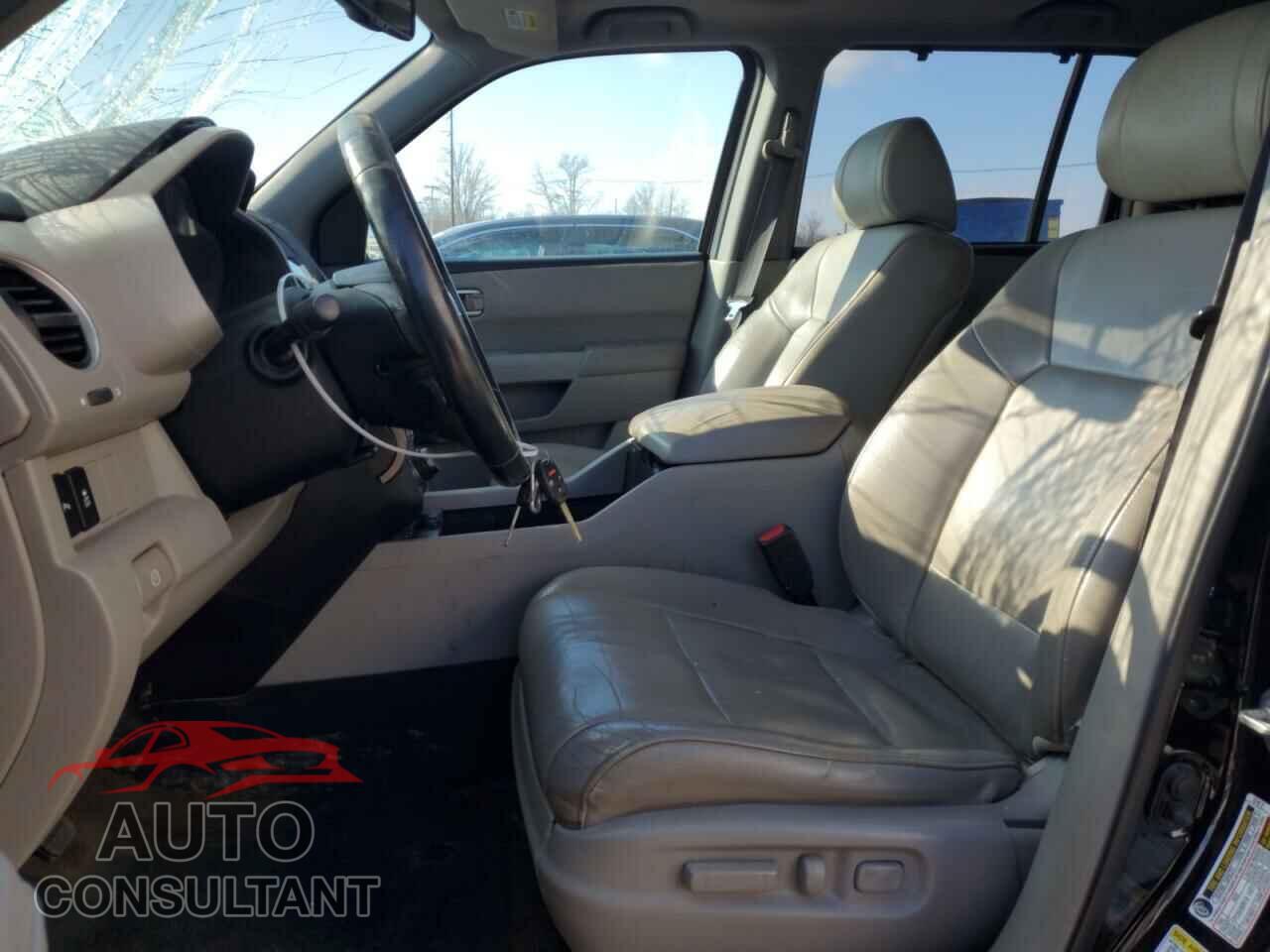HONDA PILOT 2014 - 5FNYF4H90EB016848