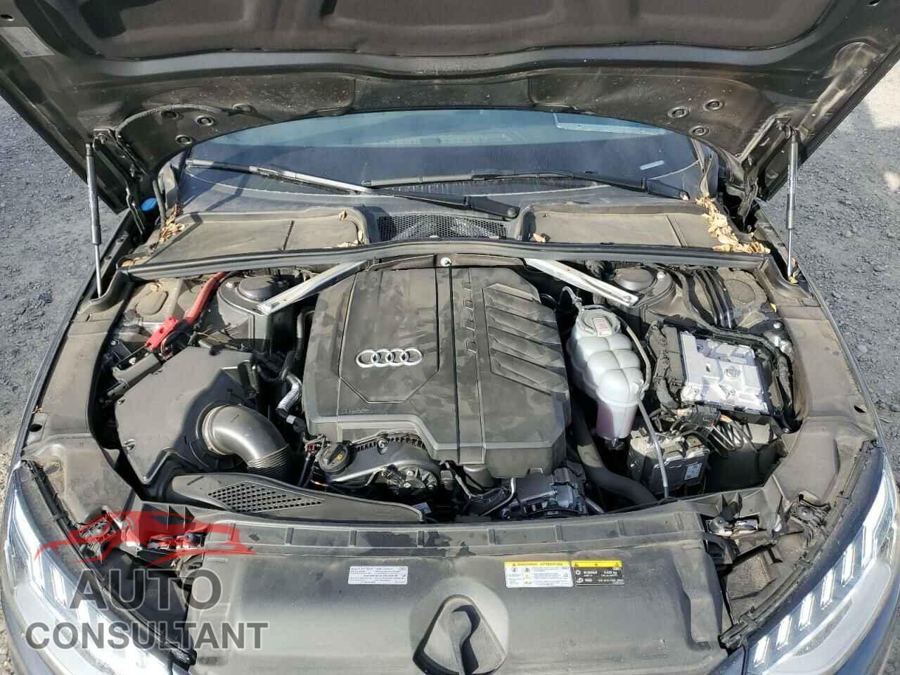 AUDI A4 2023 - WAUDAAF43PN021868