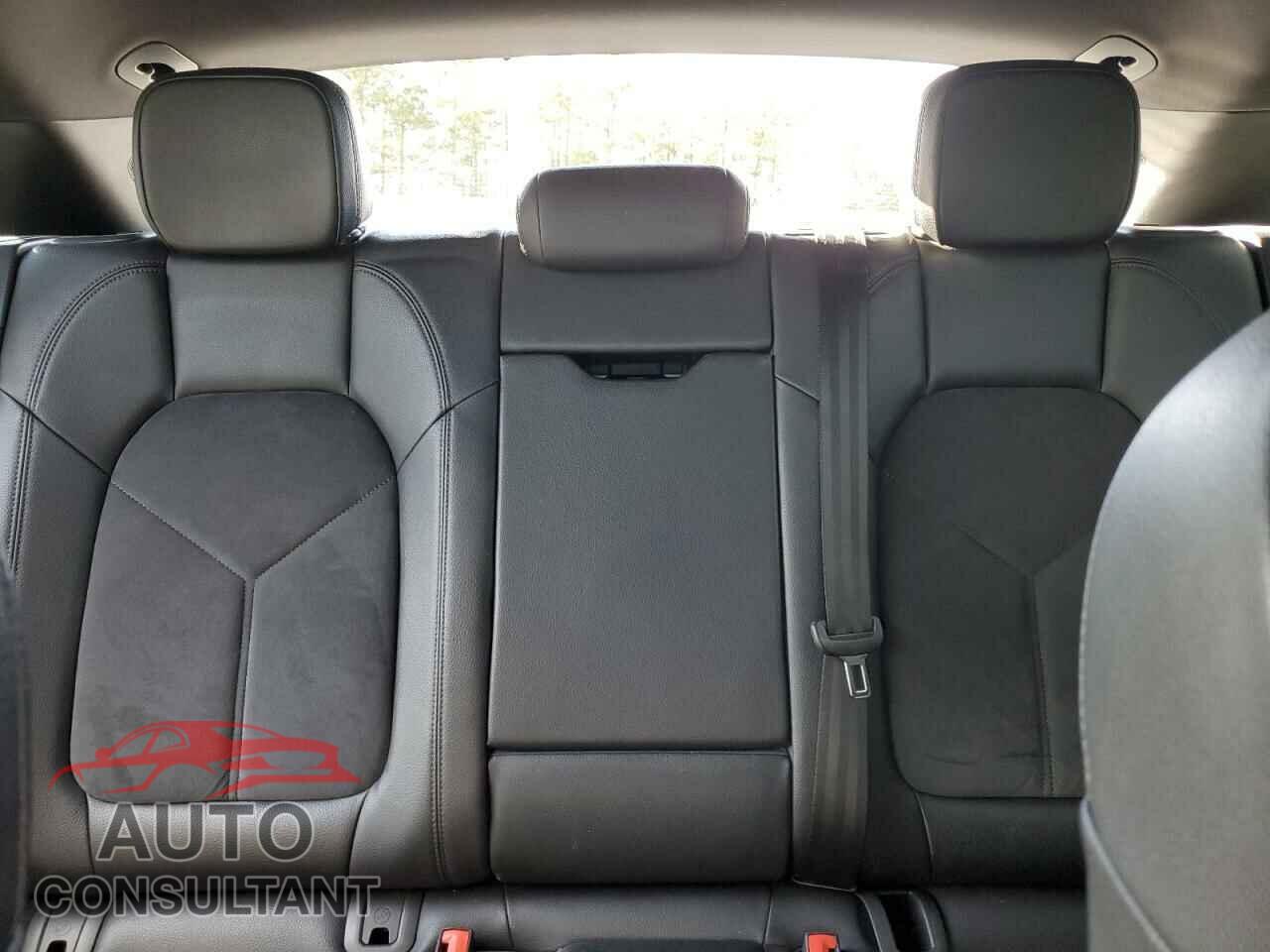 PORSCHE MACAN 2017 - WP1AA2A5XHLB80412