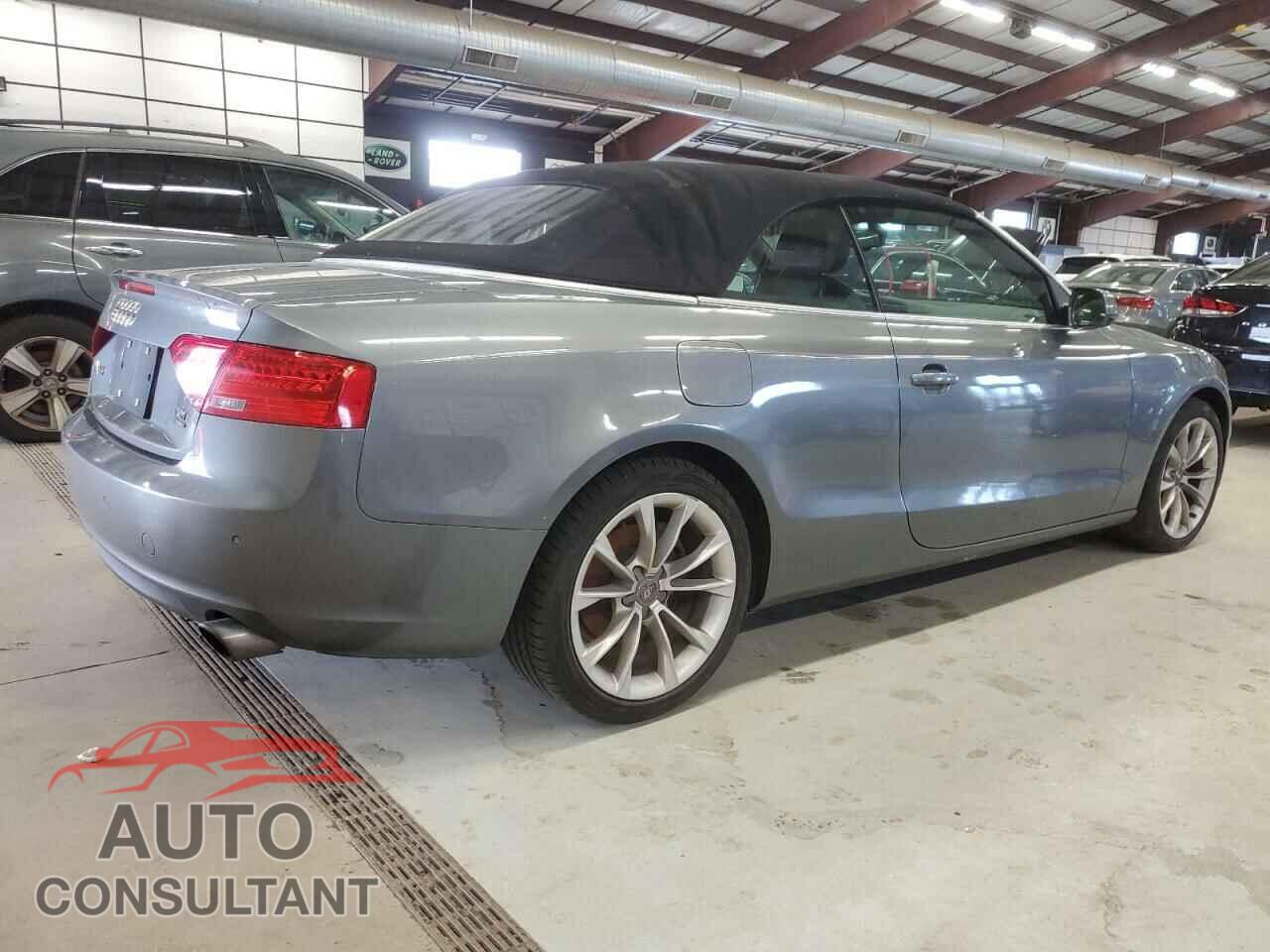AUDI A5 2013 - WAULFAFH1DN000710