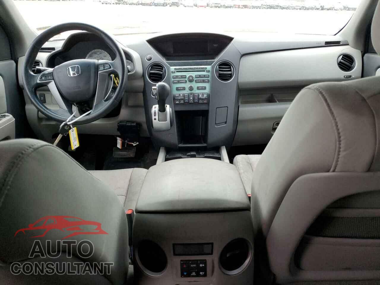 HONDA PILOT 2011 - 5FNYF4H4XBB082761