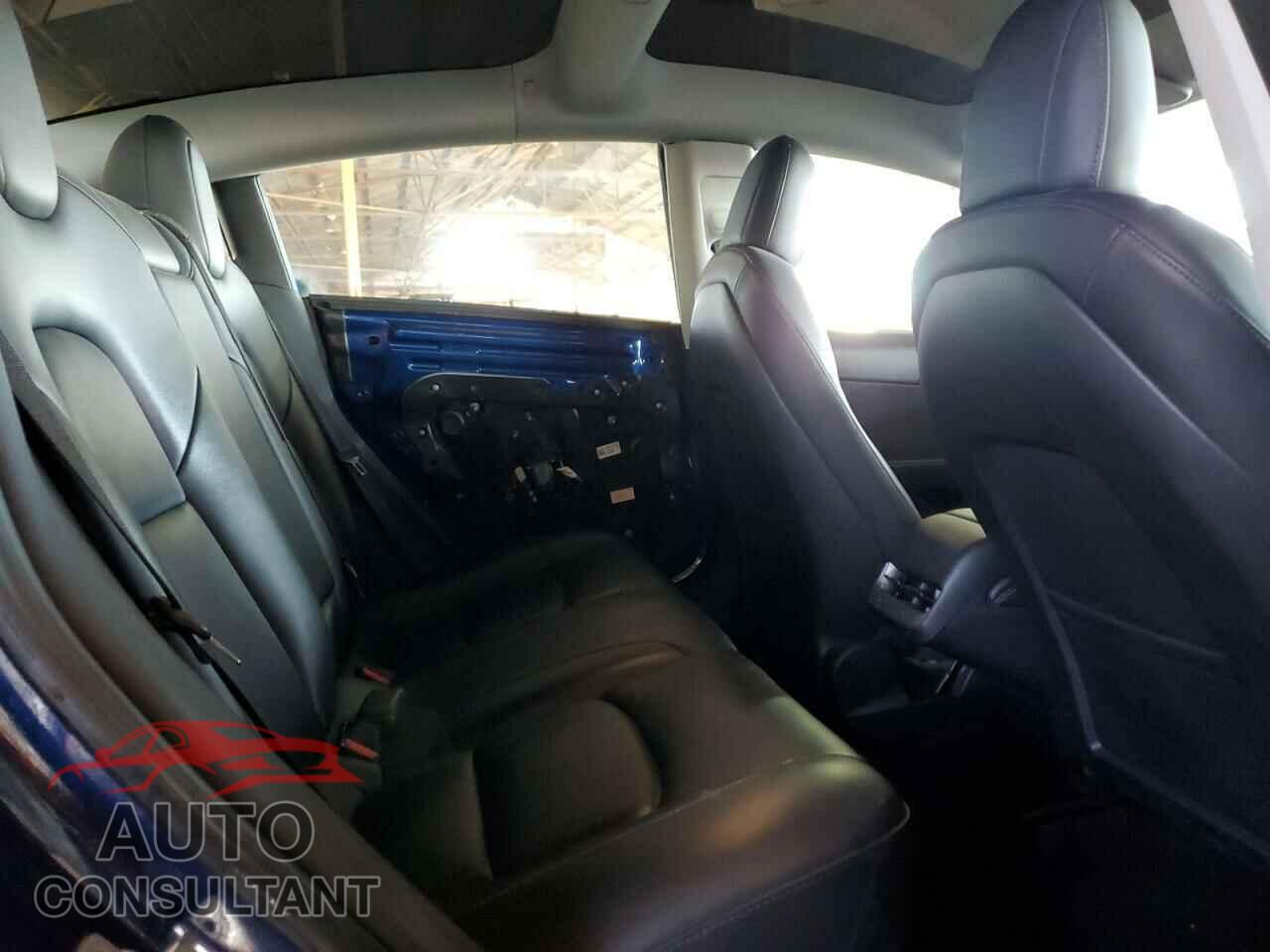 TESLA MODEL 3 2023 - 5YJ3E1EA8PF448200