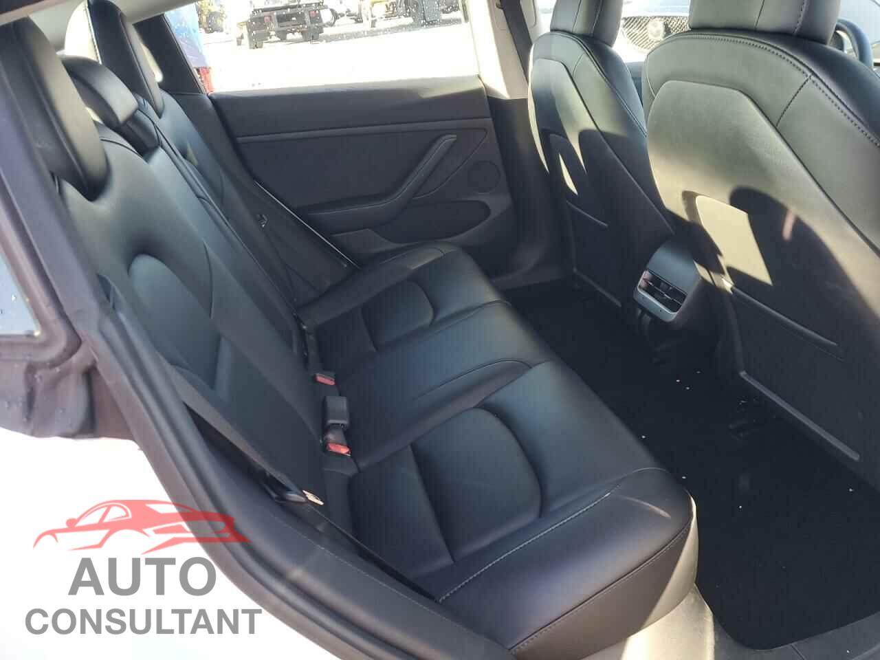 TESLA MODEL 3 2023 - 5YJ3E1EA3PF450677