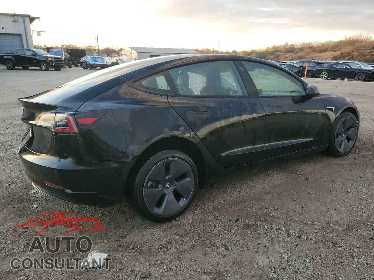 TESLA MODEL 3 2022 - 5YJ3E1EA7NF186716