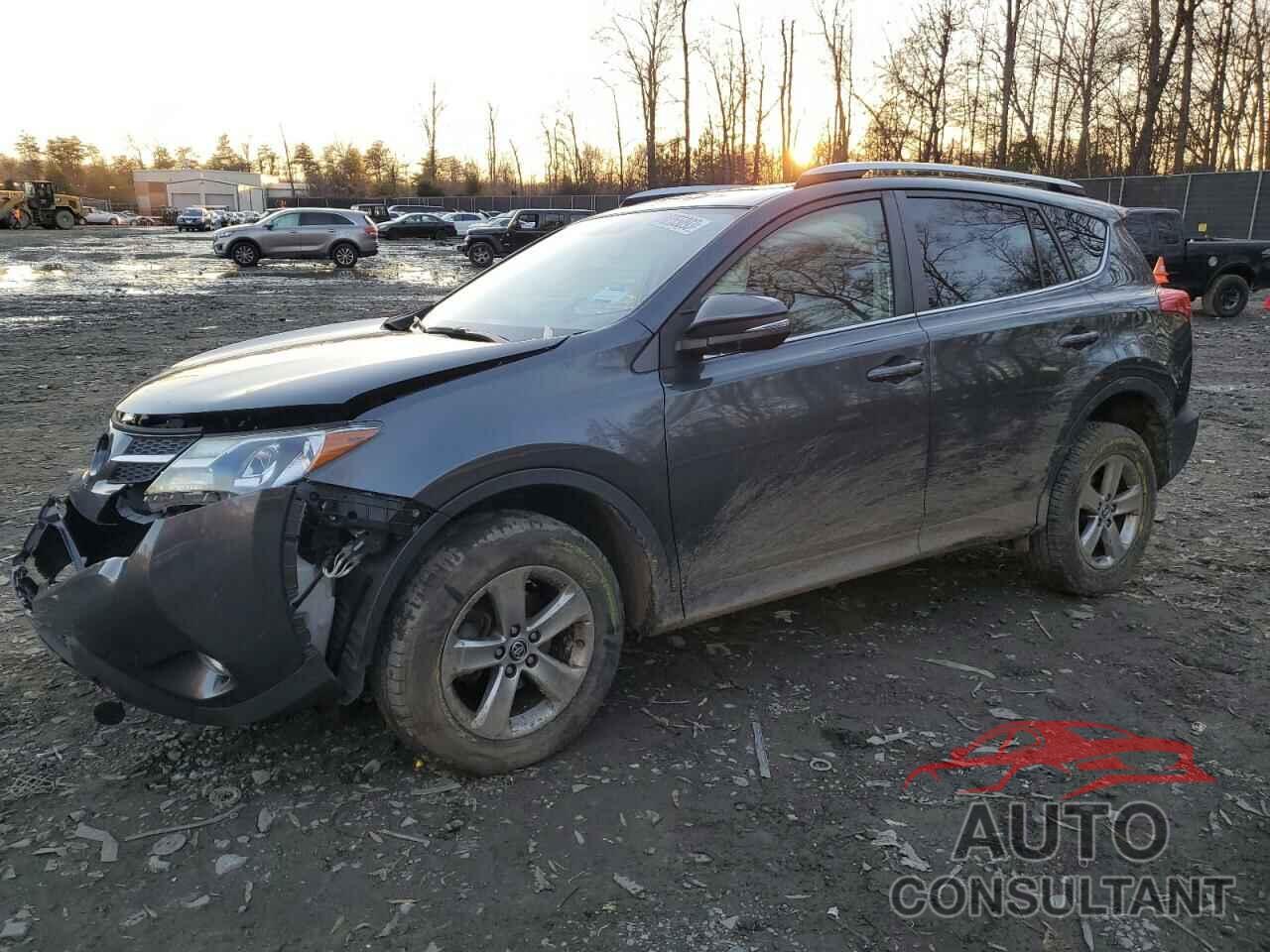 TOYOTA RAV4 2015 - JTMRFREV0FD142784
