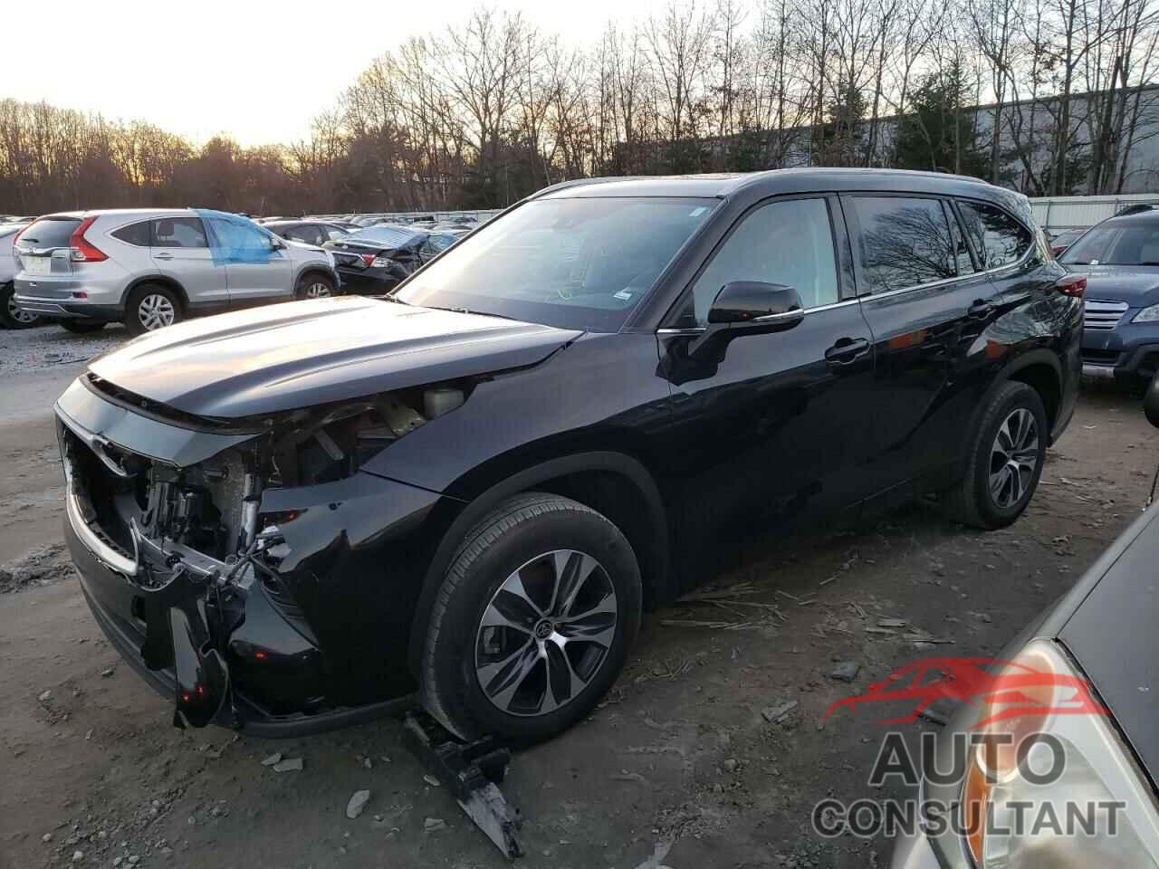TOYOTA HIGHLANDER 2022 - 5TDGZRAH6NS553754