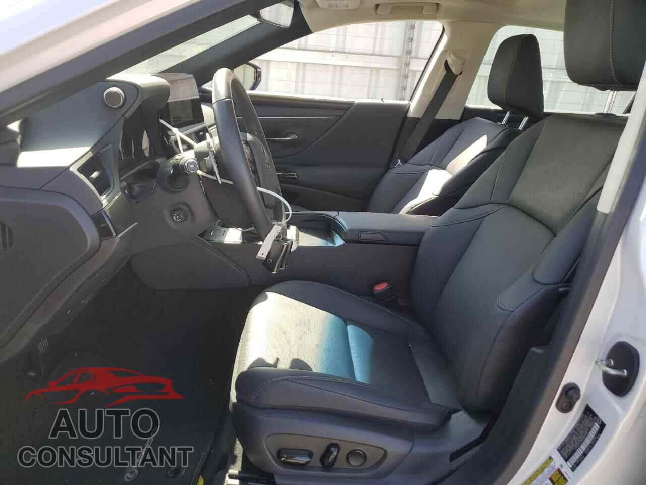 LEXUS ES300 2025 - 58ADA1C19SU061226