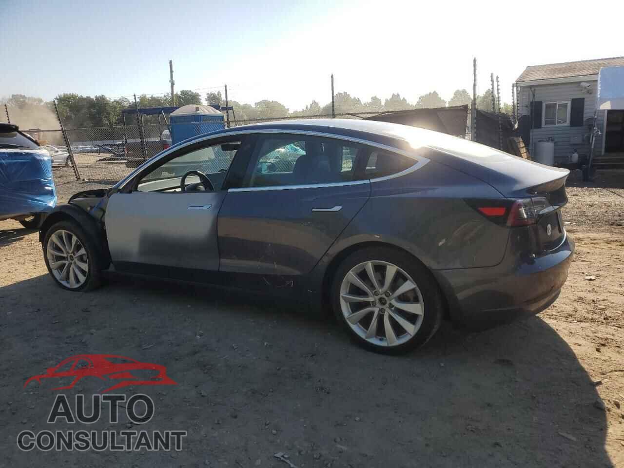 TESLA MODEL 3 2019 - 5YJ3E1EB6KF192155