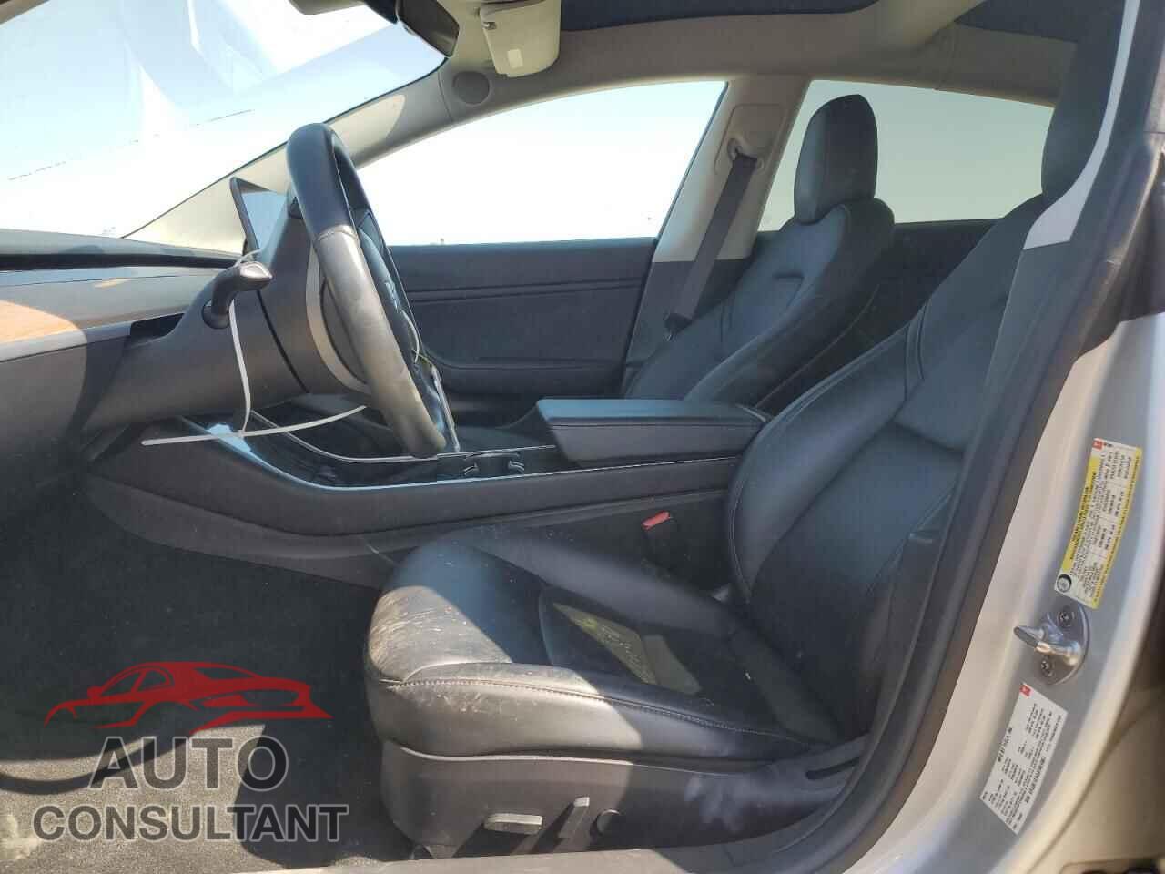 TESLA MODEL 3 2018 - 5YJ3E1EA3JF061061