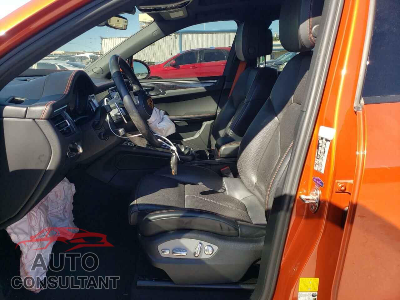 PORSCHE MACAN 2022 - WP1AA2A55NLB03412