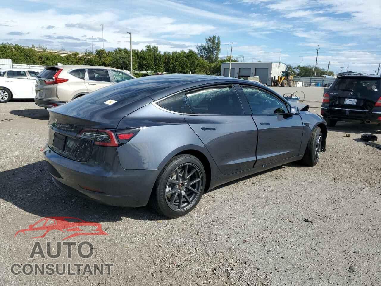 TESLA MODEL 3 2023 - 5YJ3E1EA3PF385989