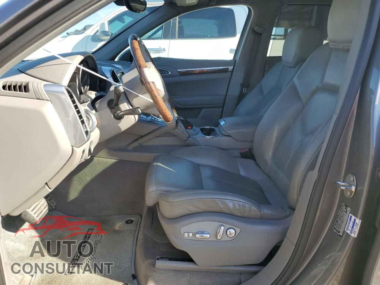 PORSCHE CAYENNE 2012 - WP1AE2A21CLA92870