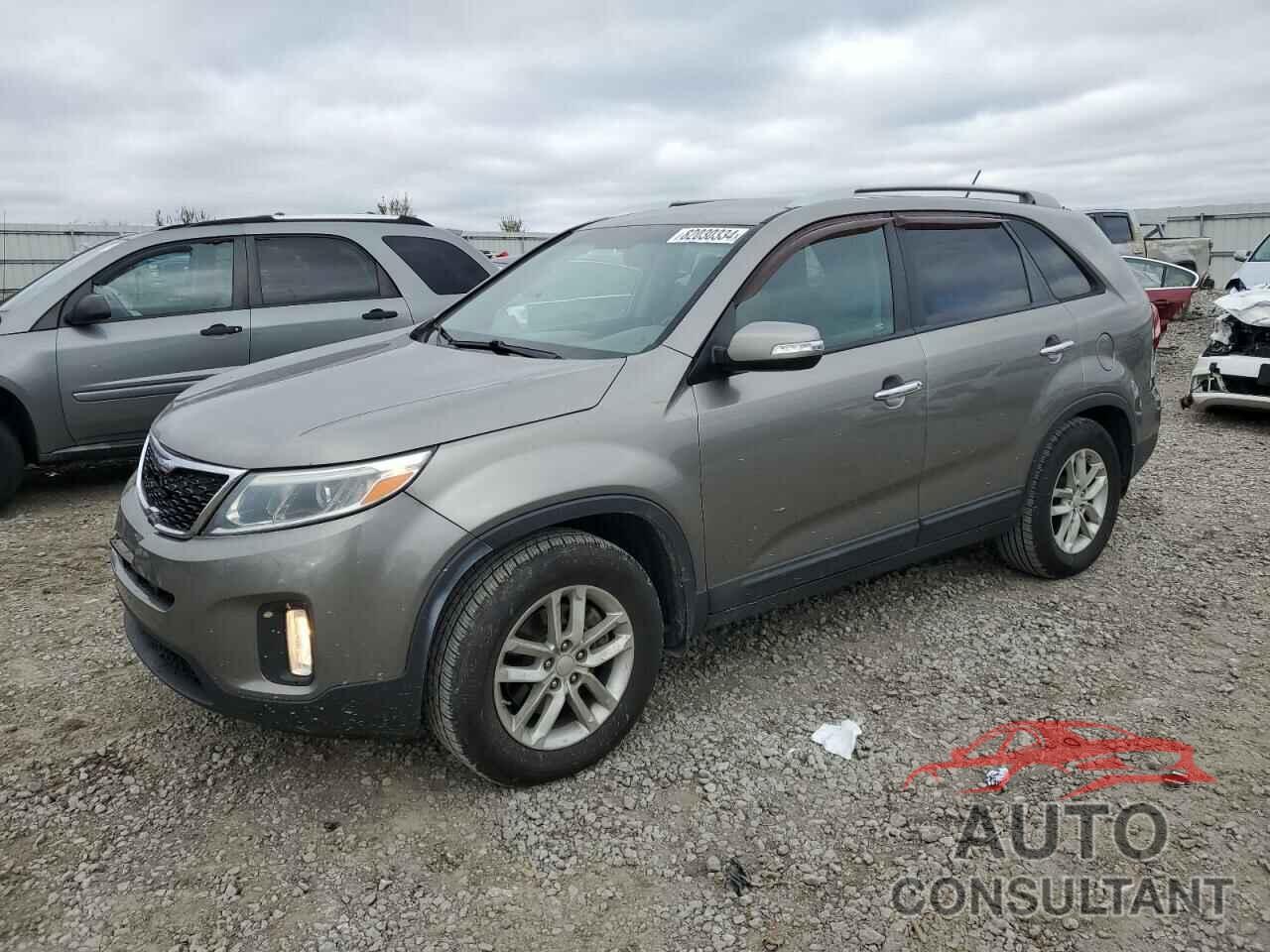 KIA SORENTO 2015 - 5XYKT4A64FG587400