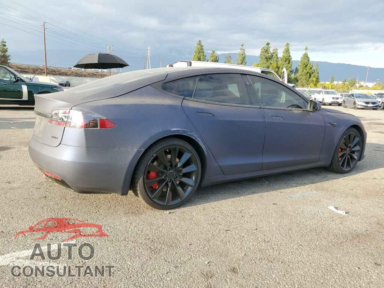 TESLA MODEL S 2018 - 5YJSA1E20JF254154