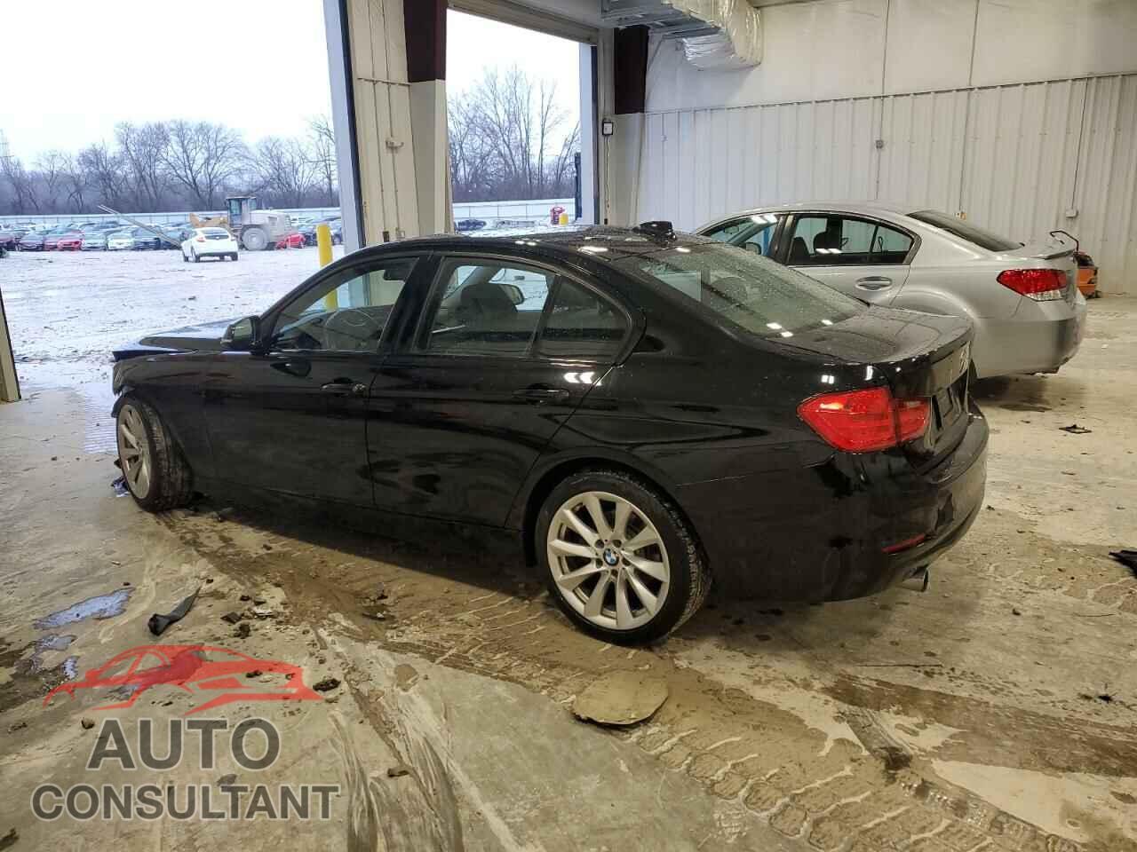 BMW 3 SERIES 2015 - WBA3C3G51FNT52438