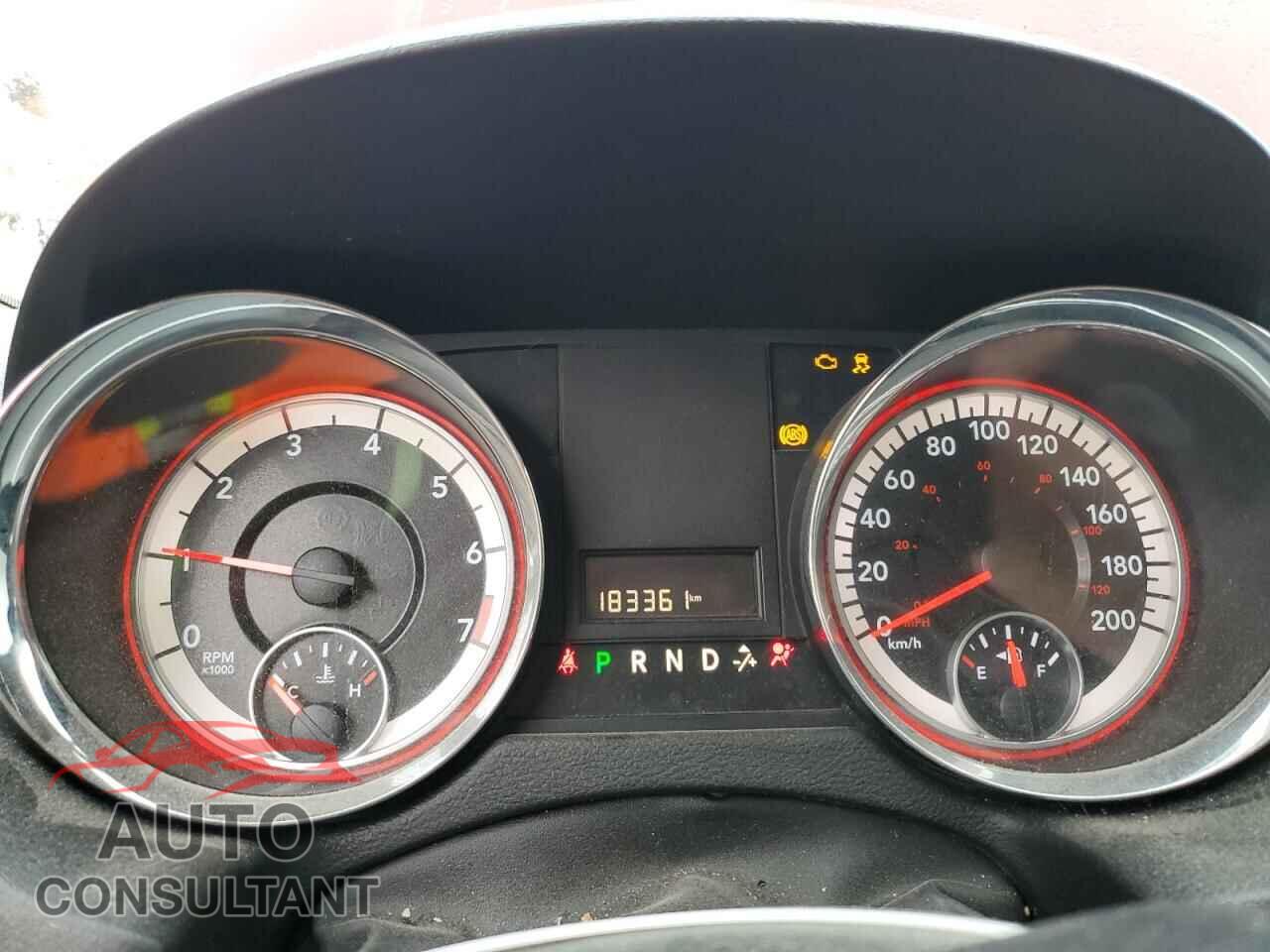 DODGE CARAVAN 2015 - 2C4RDGBG5FR613115