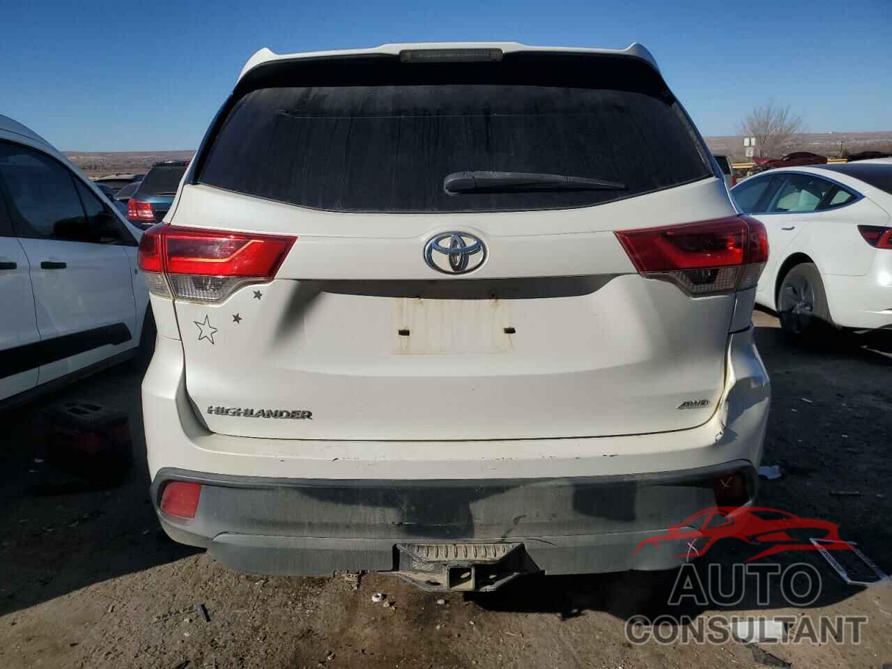 TOYOTA HIGHLANDER 2017 - 5TDBZRFH7HS418242
