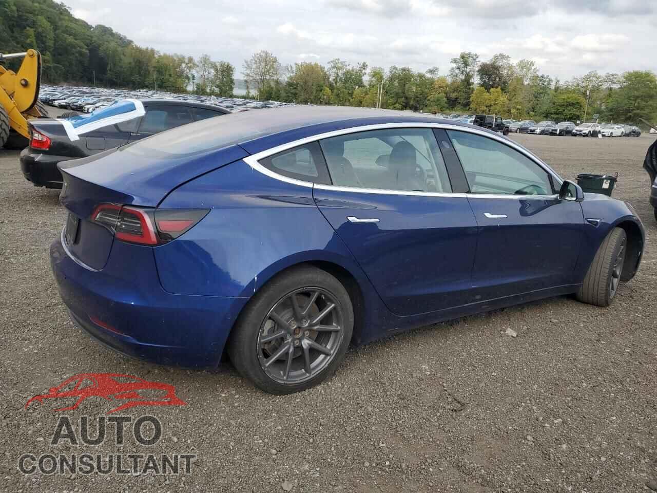 TESLA MODEL 3 2018 - 5YJ3E1EA4JF032653
