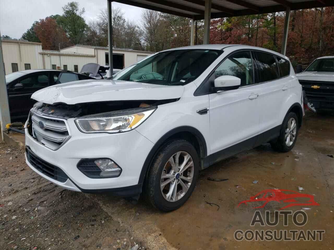 FORD ESCAPE 2019 - 1FMCU0GD1KUB94782