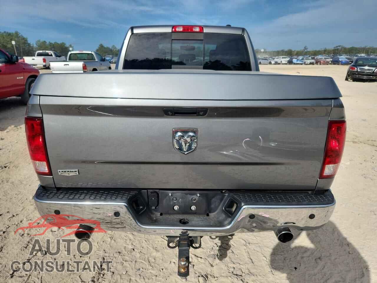 DODGE RAM 1500 2012 - 1C6RD6NT8CS236574