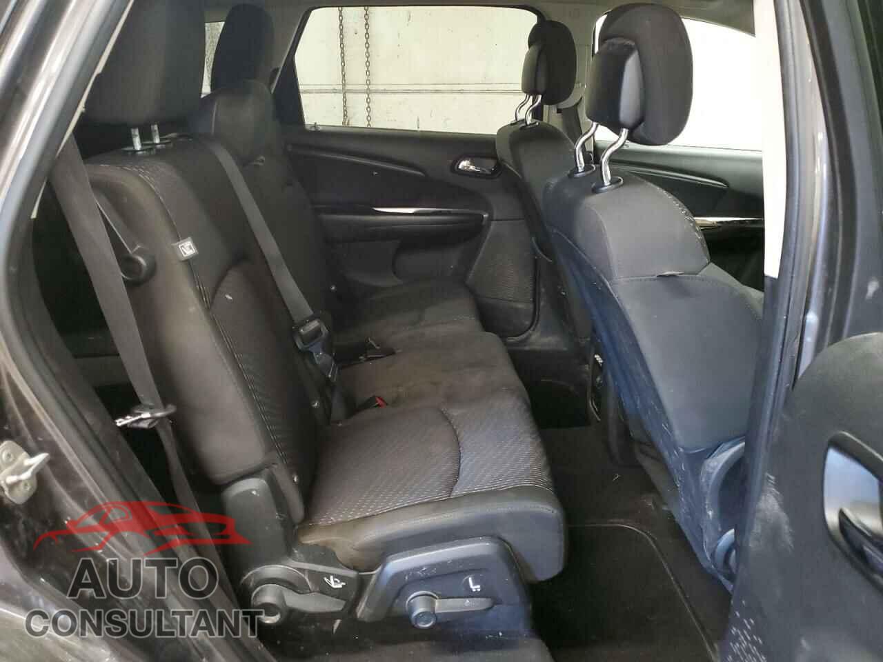 DODGE JOURNEY 2015 - 3C4PDCCG9FT722284