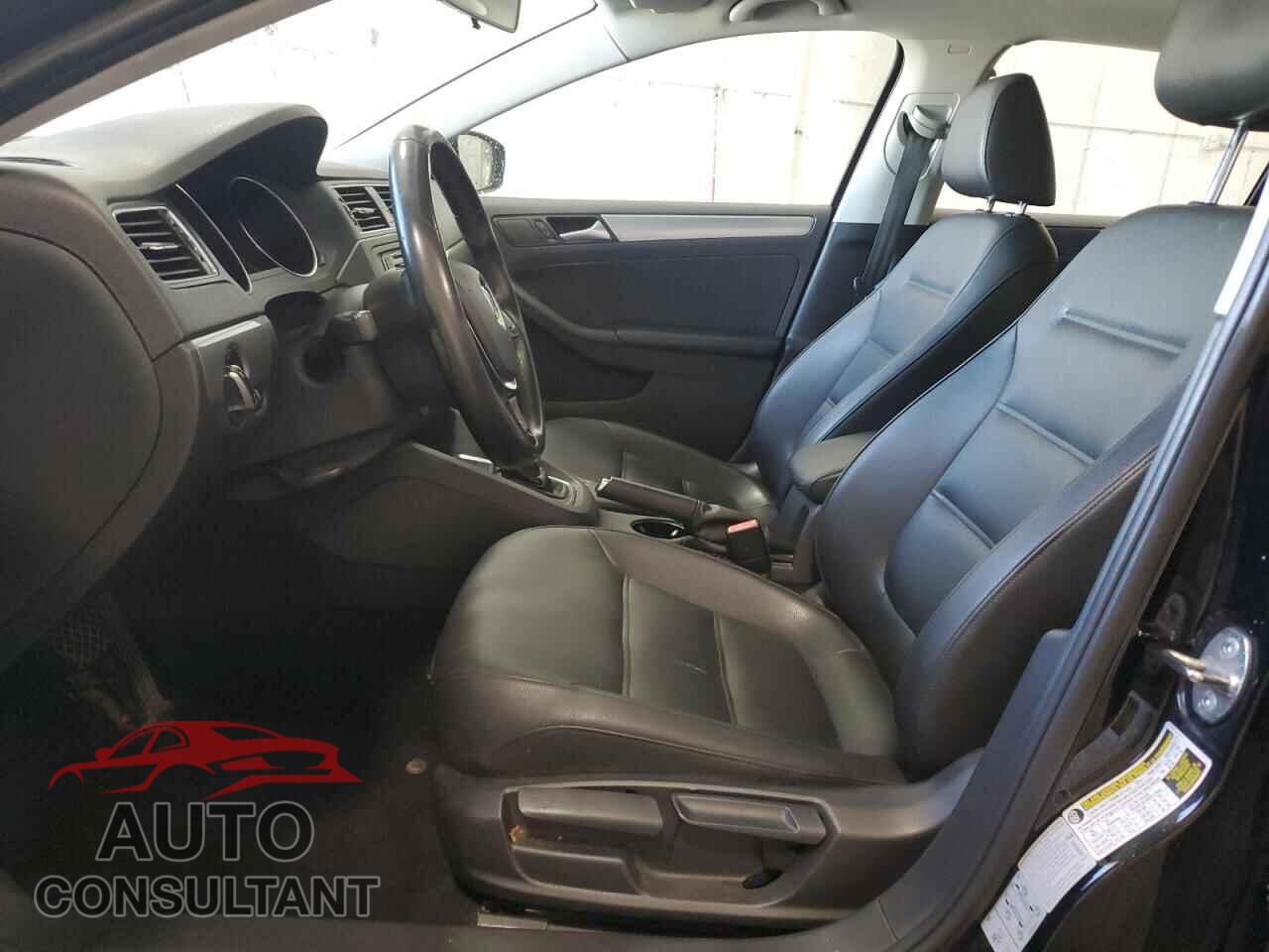VOLKSWAGEN JETTA 2017 - 3VWDB7AJ2HM340574