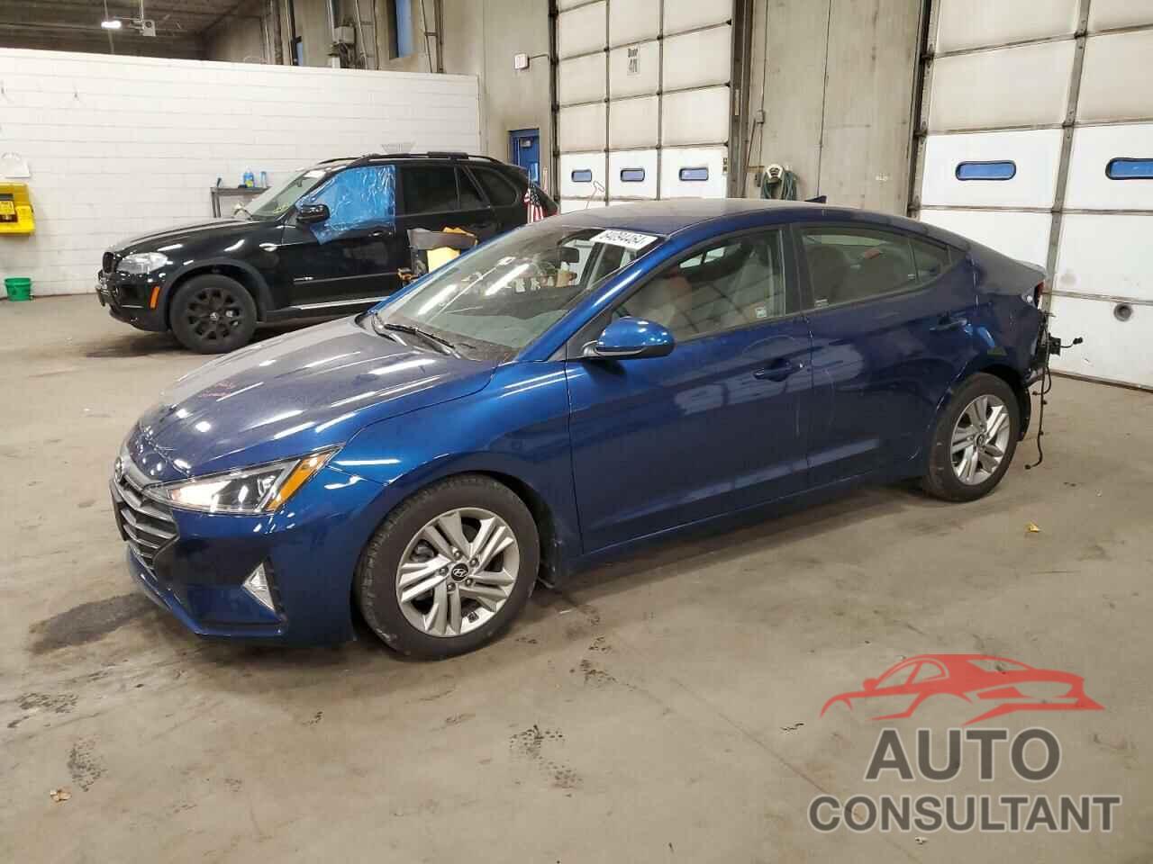 HYUNDAI ELANTRA 2019 - 5NPD84LF2KH476368
