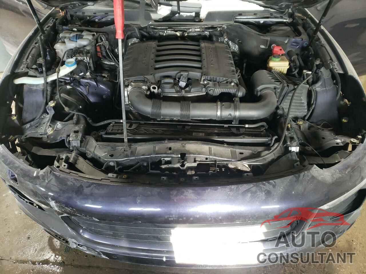 PORSCHE CAYENNE 2017 - WP1AA2A24HKA83184