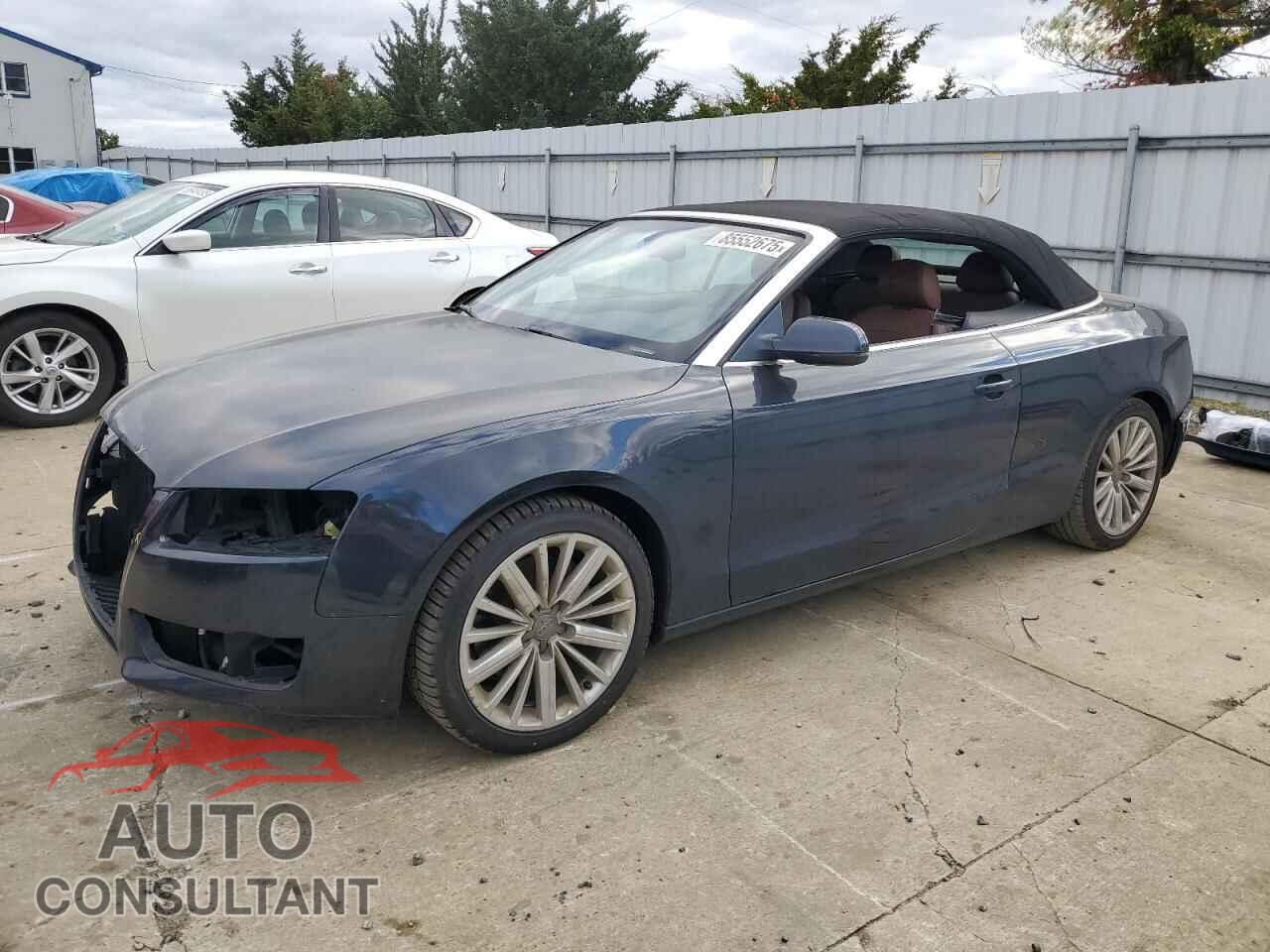 AUDI A5 2012 - WAUVFAFH1CN007308