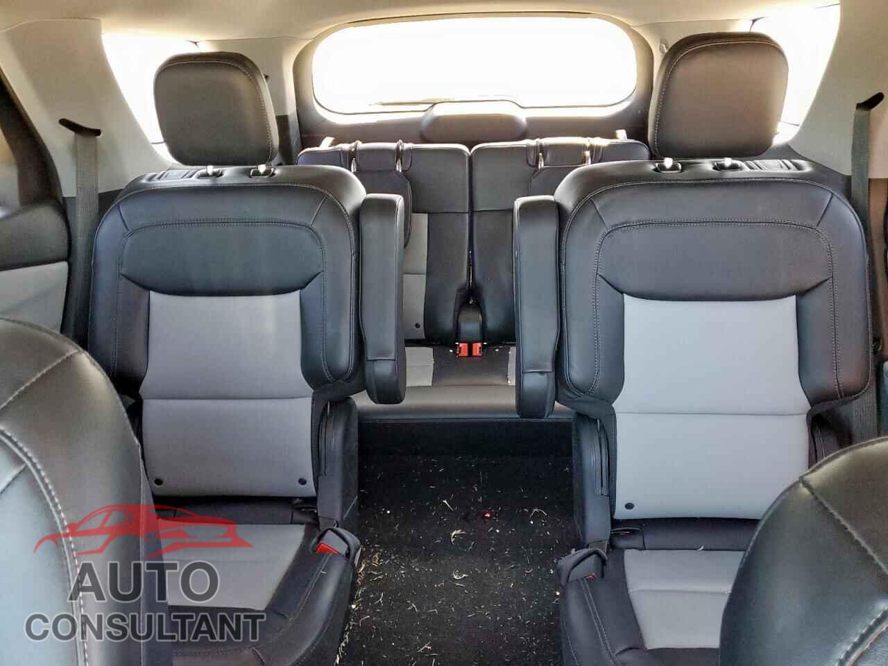 FORD EXPLORER 2023 - 1FMSK7DH0PGB52479