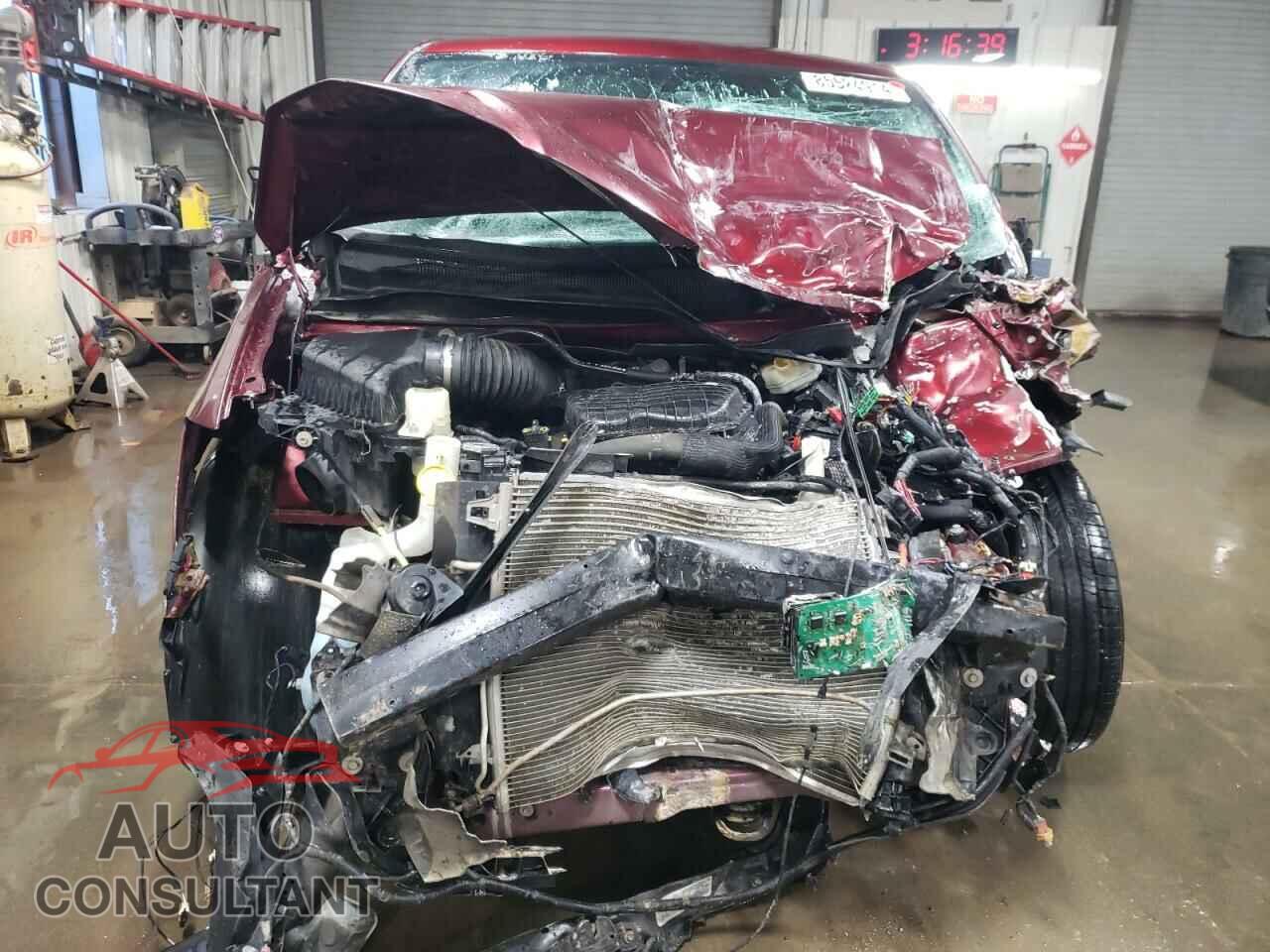 DODGE CARAVAN 2018 - 2C4RDGEG1JR238151