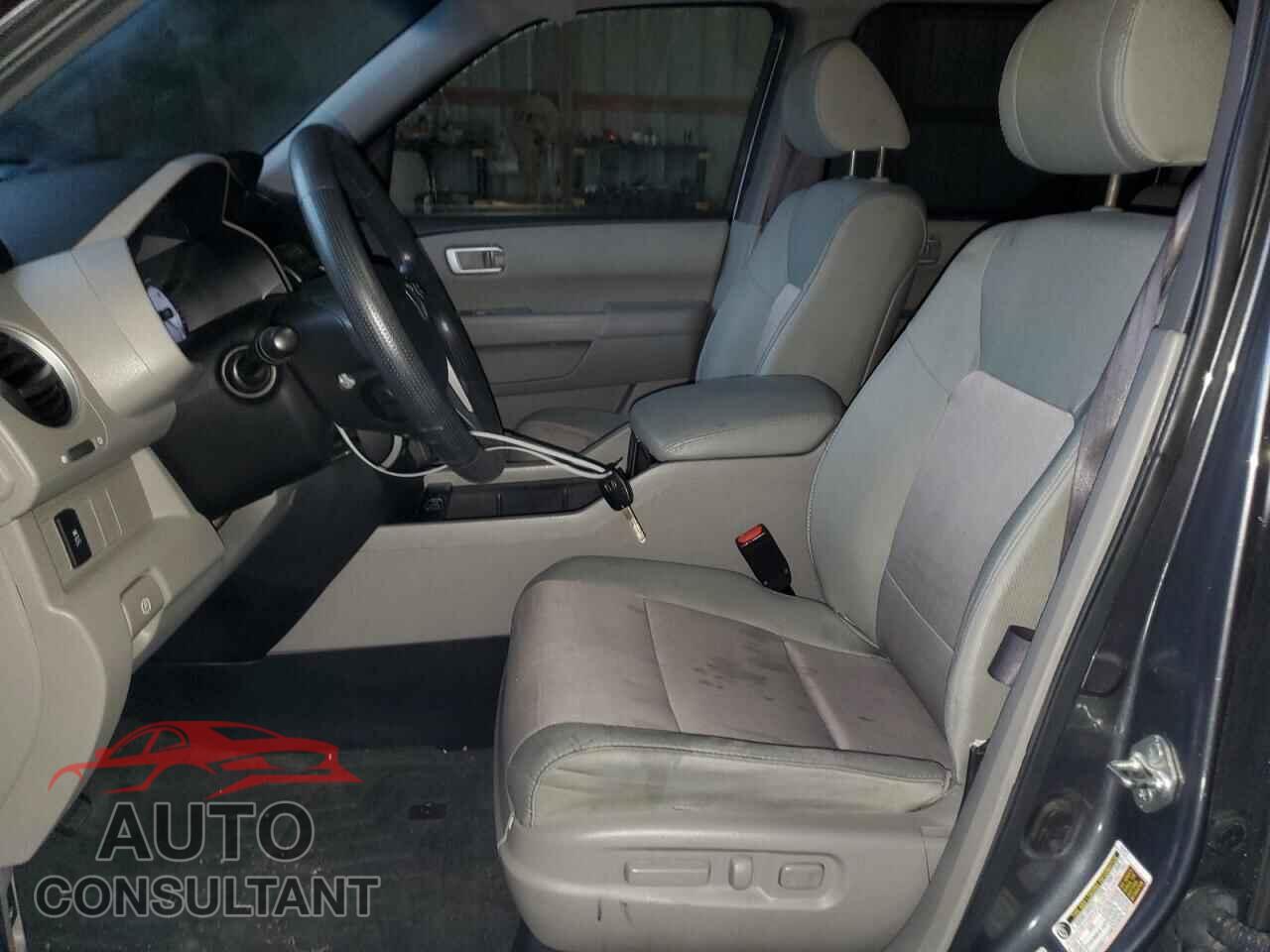 HONDA PILOT 2013 - 5FNYF4H47DB044360