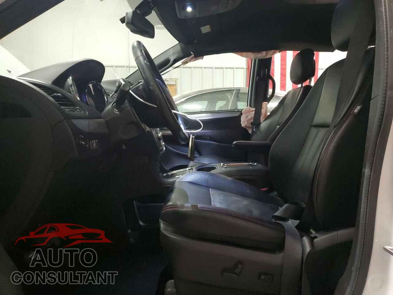 DODGE CARAVAN 2016 - 2C4RDGEG1GR333821