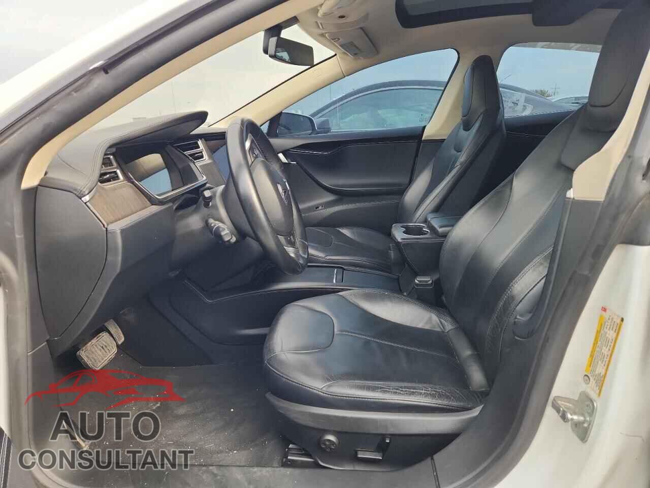 TESLA MODEL S 2013 - 5YJSA1DNXDFP22567