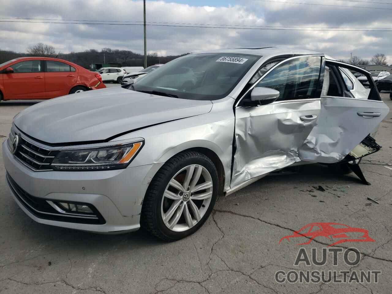 VOLKSWAGEN PASSAT 2018 - 1VWBA7A34JC016593