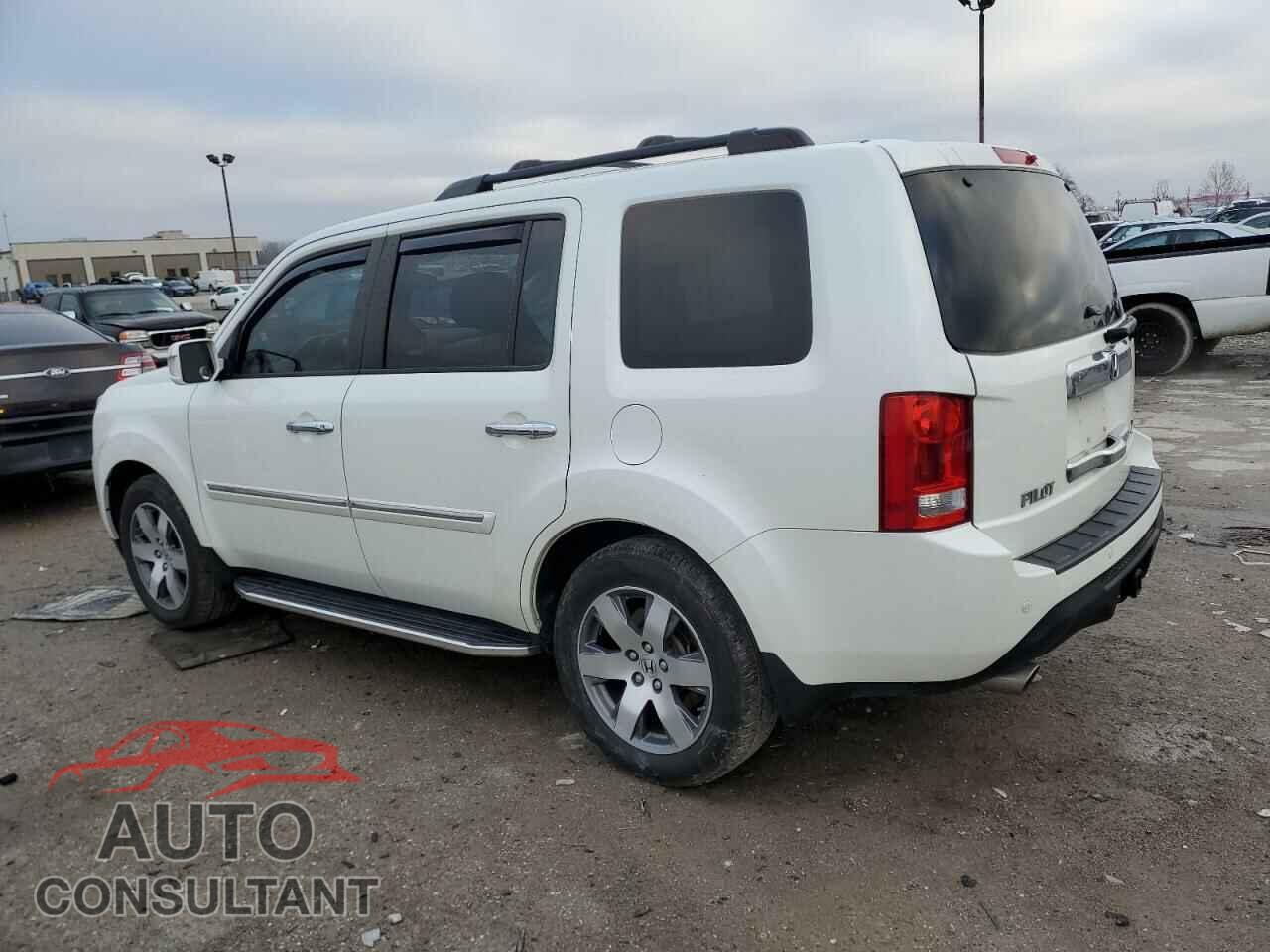 HONDA PILOT 2015 - 5FNYF4H92FB072842
