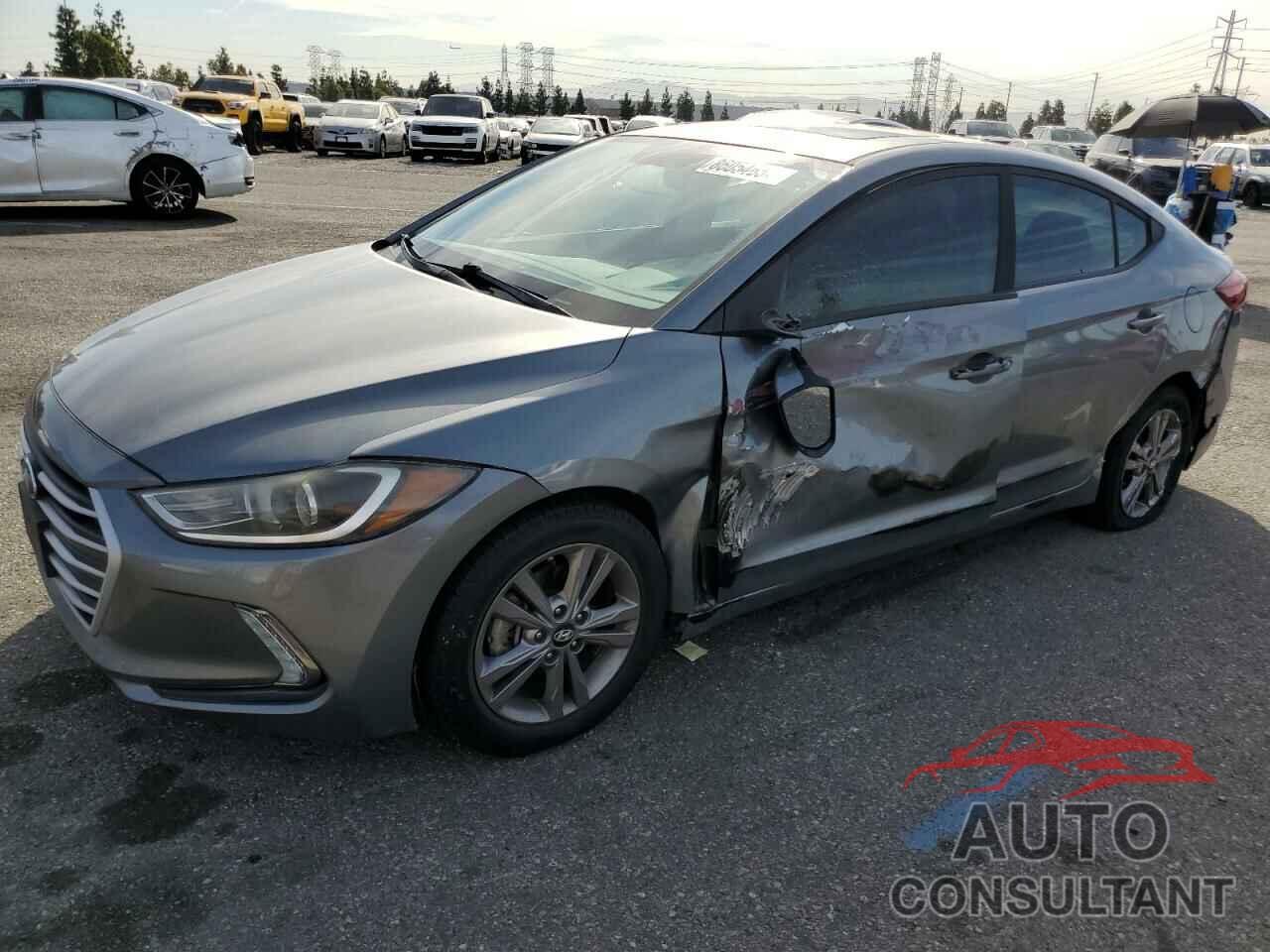 HYUNDAI ELANTRA 2018 - KMHD84LF8JU627505