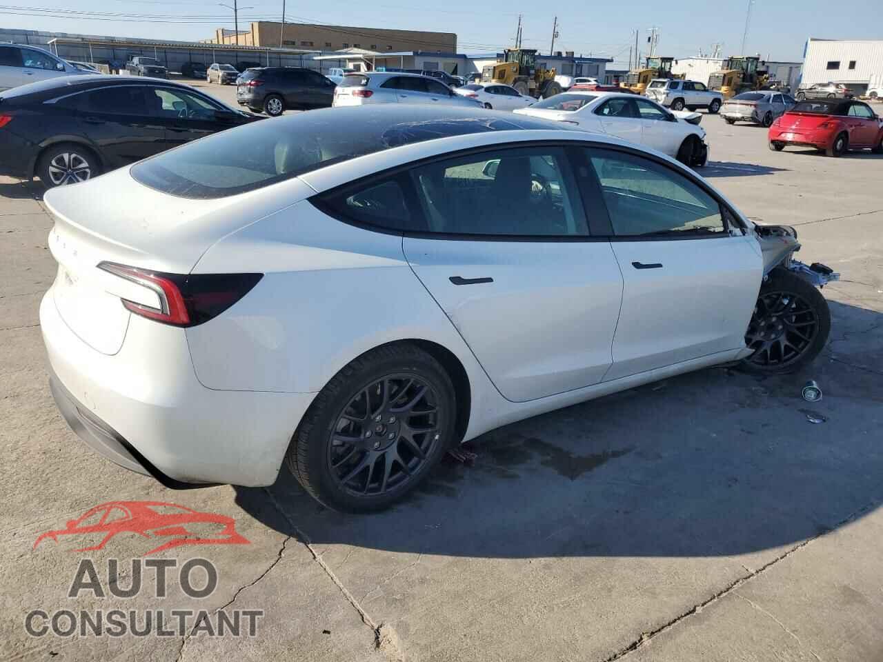 TESLA MODEL 3 2024 - 5YJ3E1EA8RF731859
