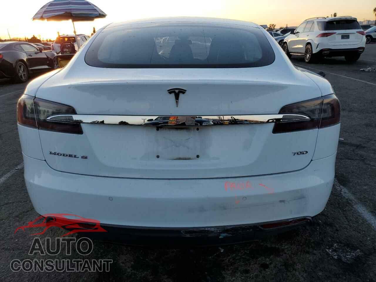 TESLA MODEL S 2015 - 5YJSA1S21FF087461