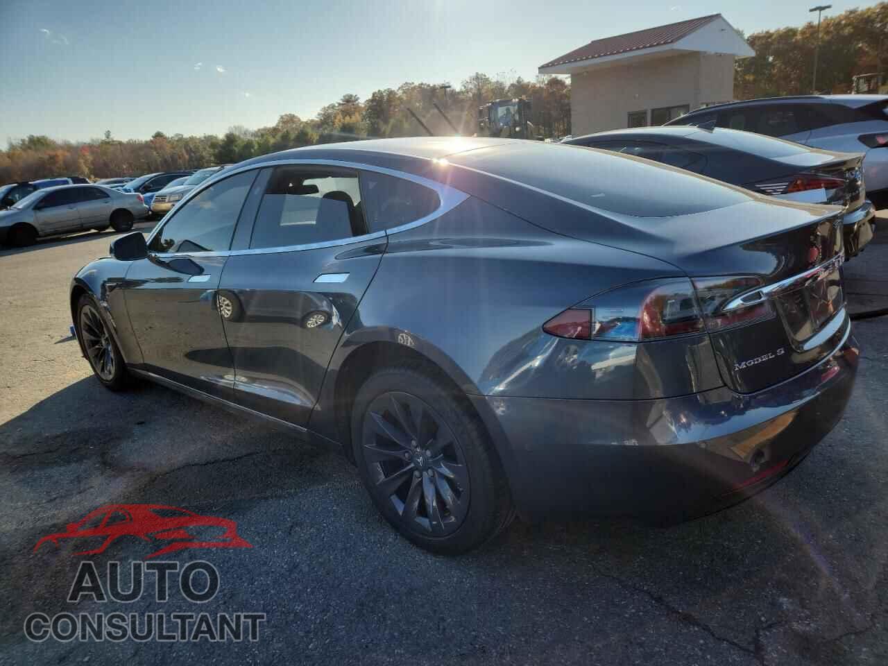 TESLA MODEL S 2018 - 5YJSA1E22JF285700