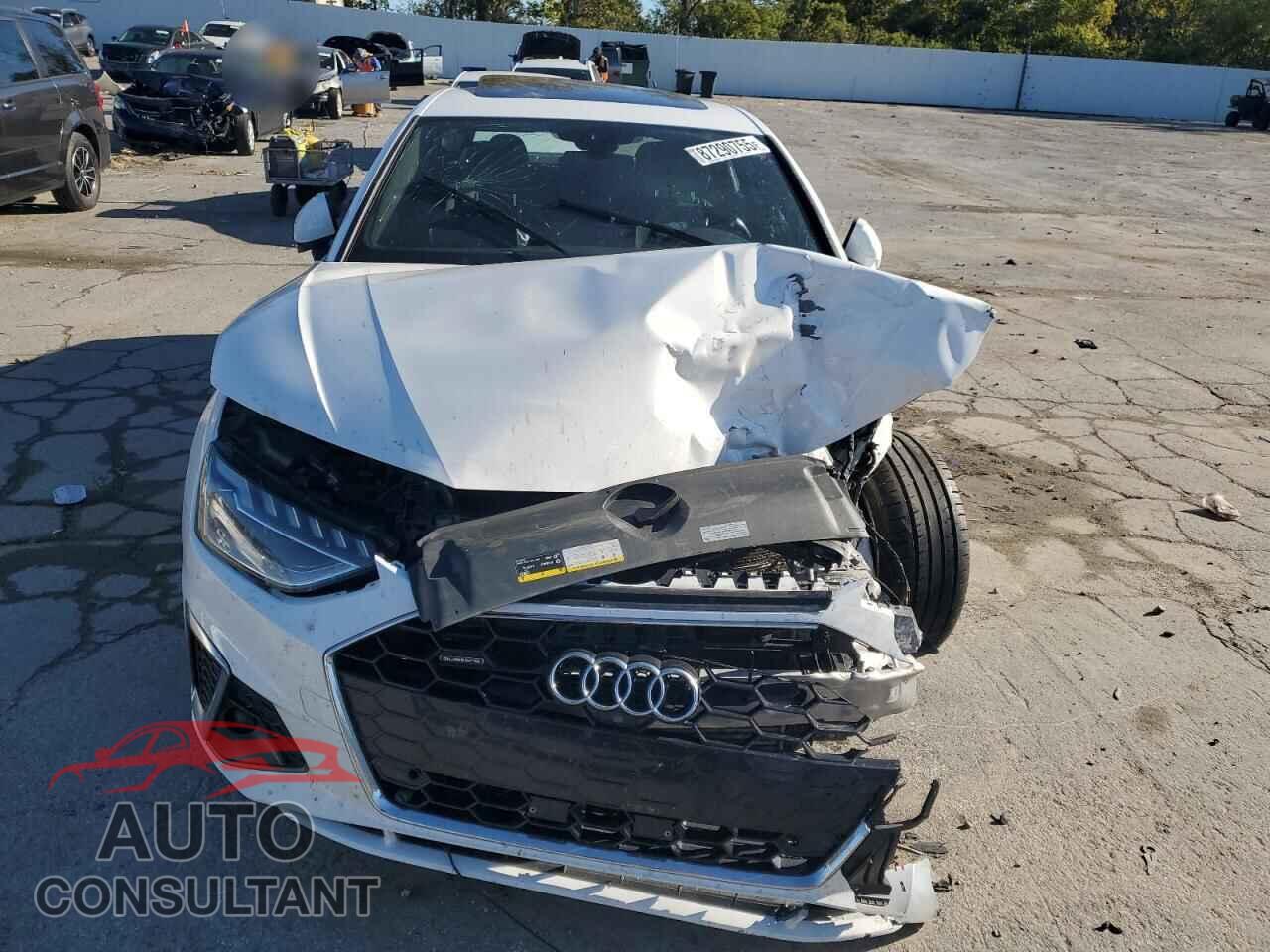 AUDI A4 2022 - WAUEAAF48NN015372