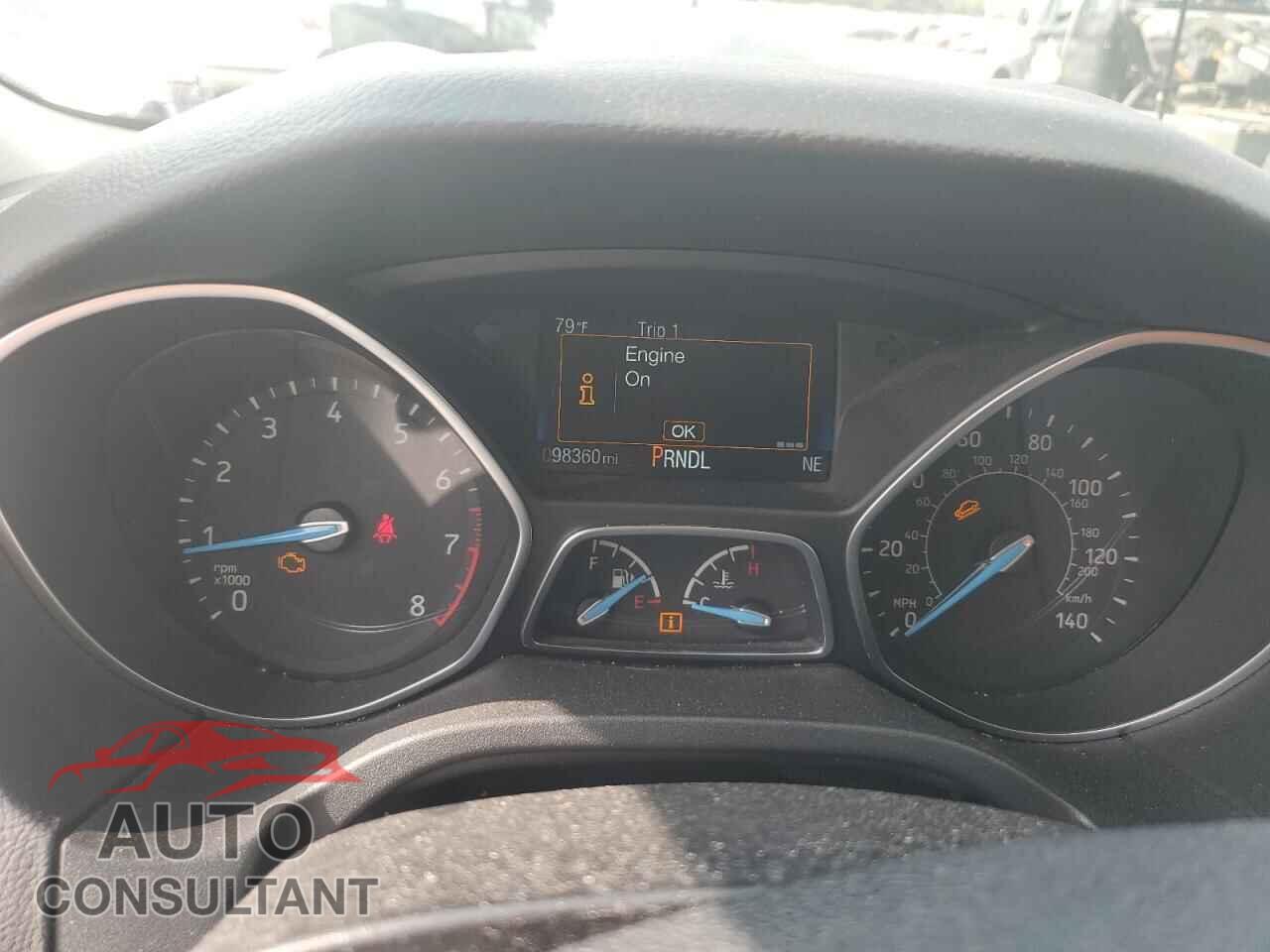 FORD FOCUS 2017 - 1FADP3F22HL328446