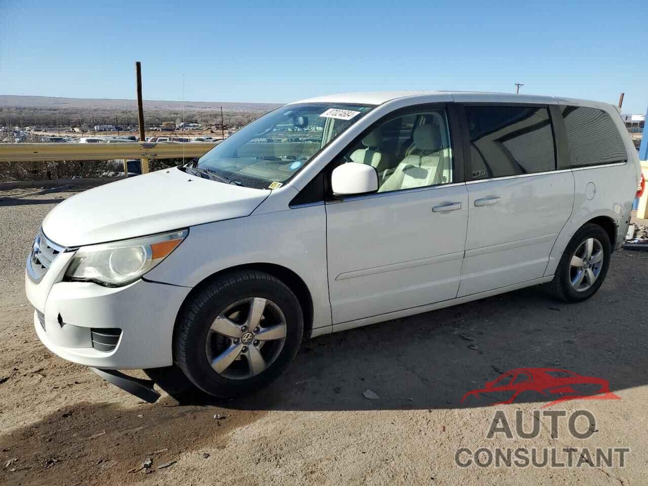 VOLKSWAGEN ROUTAN 2010 - 2V4RW3D13AR202225