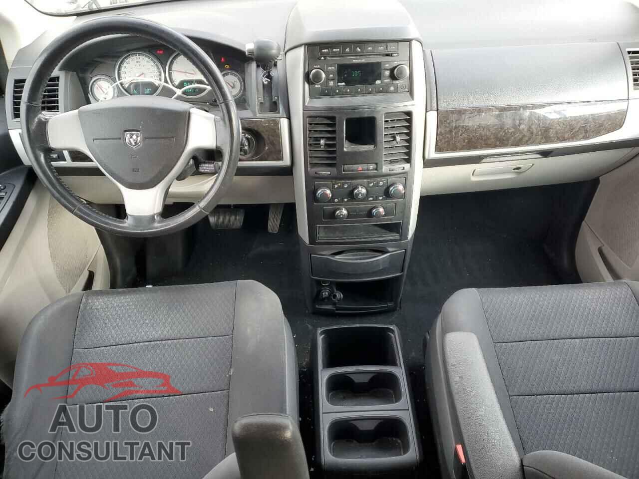 DODGE CARAVAN 2010 - 2D4RN5D12AR272942