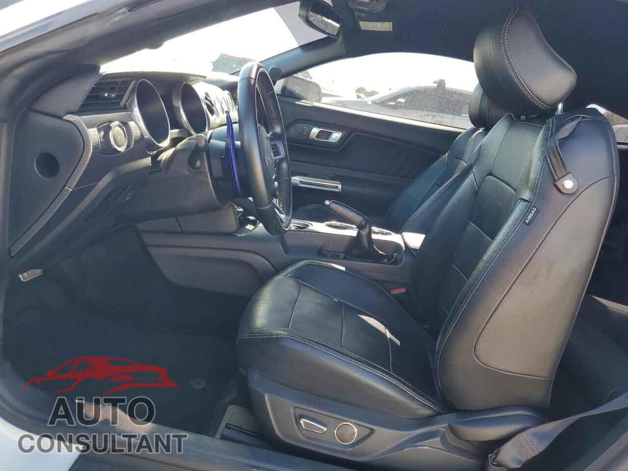 FORD MUSTANG 2018 - 1FA6P8CF6J5146935