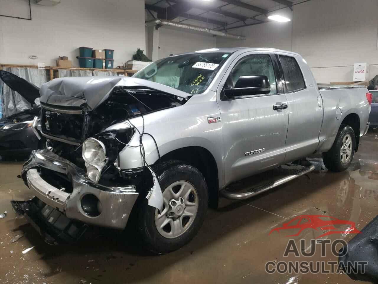 TOYOTA TUNDRA 2011 - 5TFUW5F10BX199882