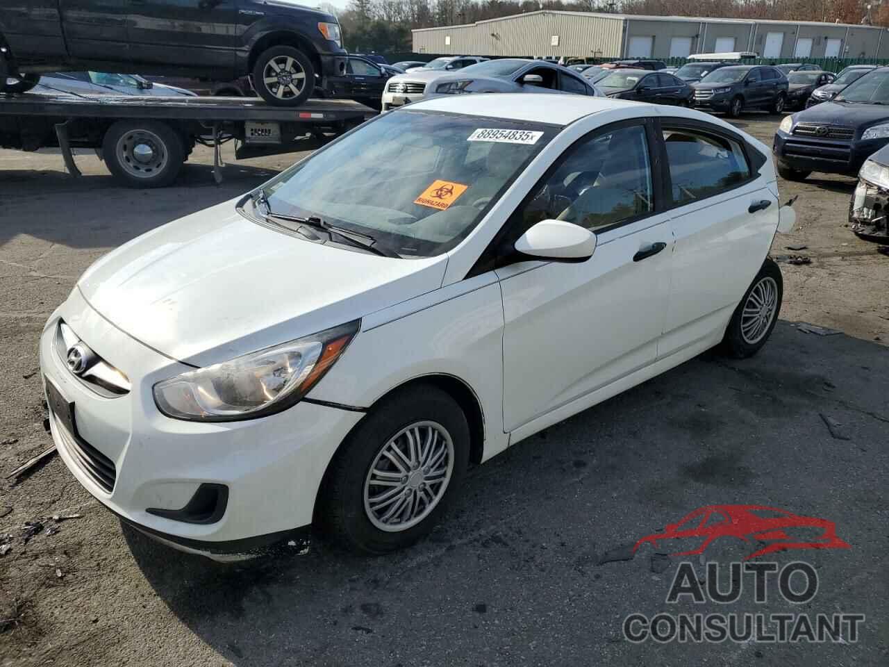 HYUNDAI ACCENT 2012 - KMHCT4AEXCU041962
