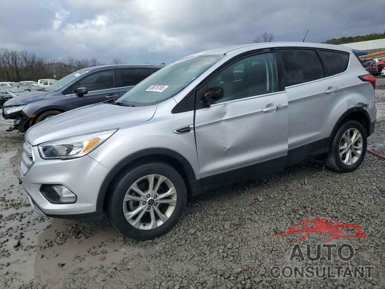 FORD ESCAPE 2019 - 1FMCU0GD7KUB19665