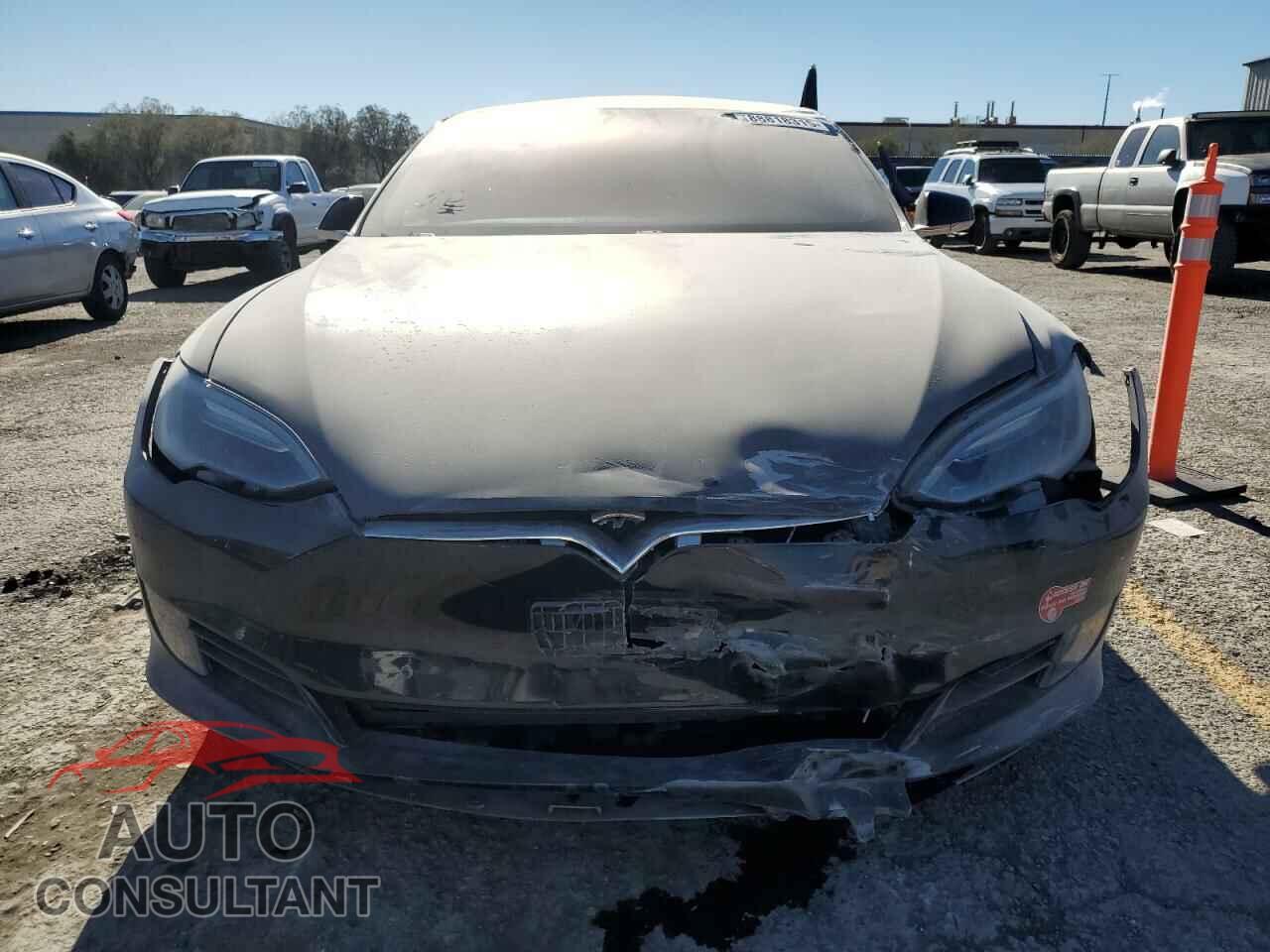 TESLA MODEL S 2017 - 5YJSA1E11HF202761